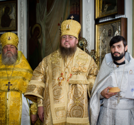 Божественная Литургия в неделю 11-ю по Пятидесятнице