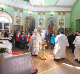 Божественная Литургия в Великую субботу